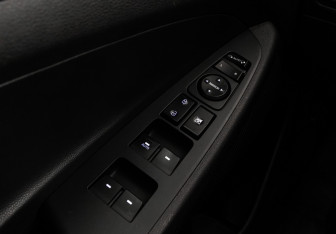 Подержанный автомобиль Hyundai Tucson 2016 года (16 фото)