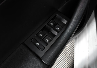 Подержанный автомобиль Skoda Rapid Liftback 2020 года (15 фото)