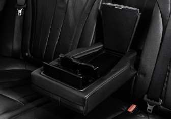 Подержанный автомобиль BMW X5 2016 года (31 фото)