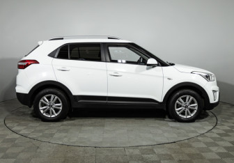 Подержанный автомобиль Hyundai Creta 2016 года (4 фото)