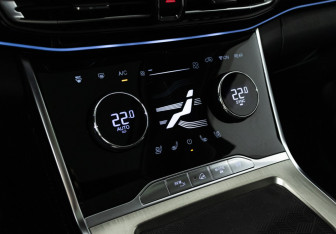 Подержанный автомобиль Exeed VX 2021 года (20 фото)