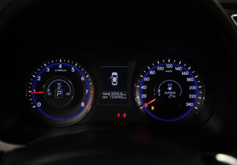 Подержанный автомобиль Hyundai i40 Sedan 2013 года (13 фото)