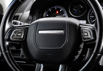 Подержанный автомобиль Land Rover Freelander 2009 года (11 фото)