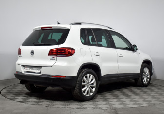 Подержанный автомобиль Volkswagen Tiguan 2016 года (5 фото)