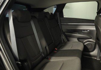 Подержанный автомобиль Hyundai Tucson 2021 года (12 фото)