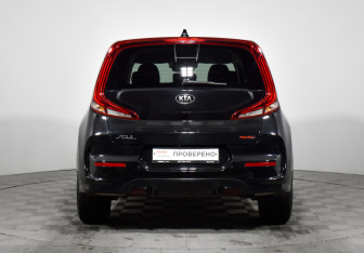 Подержанный автомобиль Kia Soul 2020 года (6 фото)