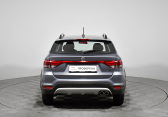 Подержанный автомобиль Kia Rio Hatchback 2020 года (6 фото)