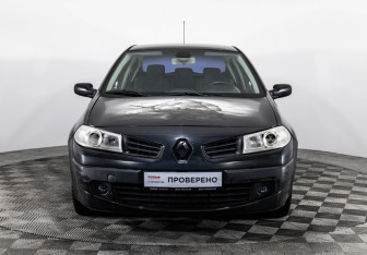 Подержанный автомобиль Renault Megane Sedan 2005 года (2 фото)