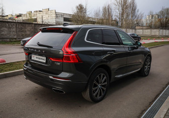 Подержанный автомобиль Volvo XC60 2018 года (4 фото)