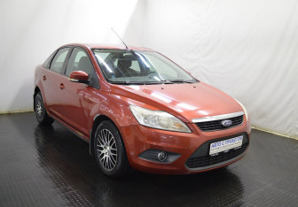Подержанный автомобиль Ford Focus Sedan 2008 года (3 фото)
