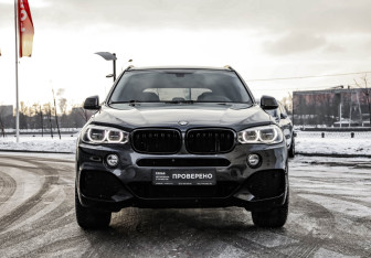 Подержанный автомобиль BMW X5 2016 года (4 фото)