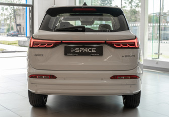 Новый Evolute i-SPACE 2025 (5 фото)