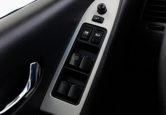 Подержанный автомобиль Nissan Murano Suv 2015 года (17 фото)