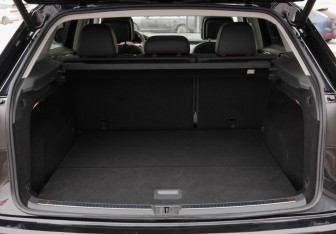 Подержанный автомобиль Volkswagen Teramont 2024 года (38 фото)