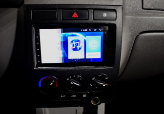 Подержанный автомобиль Kia Rio Wagon 2005 года (15 фото)