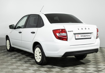 Подержанный автомобиль LADA (ВАЗ) Granta Sedan 2021 года (7 фото)