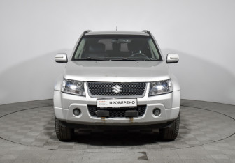 Подержанный автомобиль Suzuki Grand Vitara 2008 года (2 фото)
