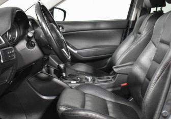Подержанный автомобиль Mazda CX-5 2015 года (11 фото)