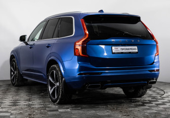 Подержанный автомобиль Volvo XC90 2016 года (8 фото)