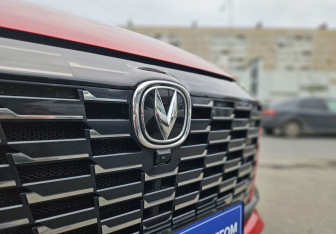 Подержанный автомобиль Changan CS55PLUS 2023 года (8 фото)