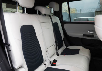 Подержанный автомобиль Mercedes-Benz GLB 2020 года (11 фото)