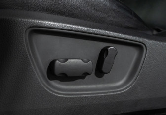 Подержанный автомобиль Mitsubishi Pajero Sport 2018 года (16 фото)