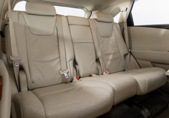 Подержанный автомобиль Lexus RX 2011 года (26 фото)