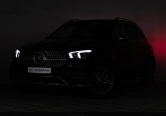 Подержанный автомобиль Mercedes-Benz GLE 2021 года (29 фото)