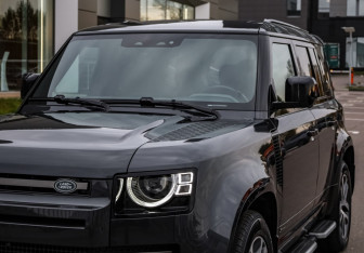 Подержанный автомобиль Land Rover Defender Suv 2021 года (2 фото)