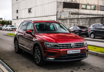 Подержанный автомобиль Volkswagen Tiguan 2018 года (5 фото)