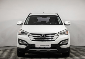 Подержанный автомобиль Hyundai Santa Fe 2013 года (2 фото)