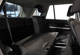 Подержанный автомобиль Suzuki Grand Vitara 2011 года (14 фото)