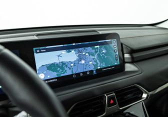 Подержанный автомобиль Exeed TXL 2023 года (18 фото)