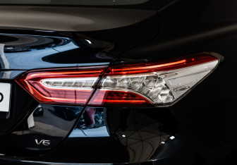Подержанный автомобиль Toyota Camry Sedan 2020 года (11 фото)