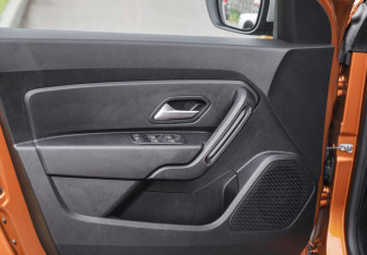 Подержанный автомобиль Renault Duster 2021 года (23 фото)