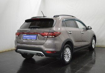 Подержанный автомобиль Kia Rio Hatchback 2020 года (5 фото)