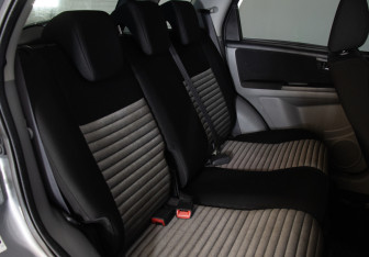 Подержанный автомобиль Suzuki SX4 Hatchback 2011 года (17 фото)