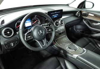 Подержанный автомобиль Mercedes-Benz GLC Coupe 2019 года (11 фото)