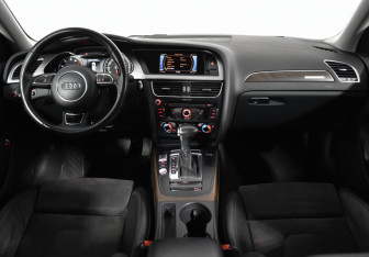 Подержанный автомобиль Audi A4 allroad 2014 года (11 фото)