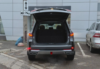 Подержанный автомобиль Changan CS95 2023 года (28 фото)