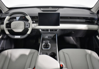 Подержанный автомобиль Jetour Dashing 2024 года (13 фото)