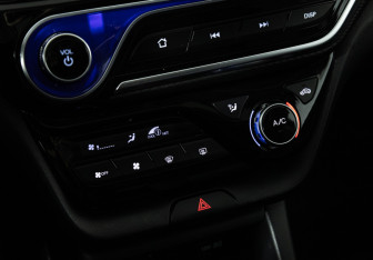 Подержанный автомобиль Changan Alsvin 2023 года (16 фото)