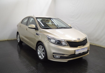 Подержанный автомобиль Kia Rio Sedan 2015 года (3 фото)