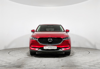 Подержанный автомобиль Mazda CX-5 2017 года (2 фото)