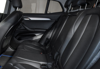 Подержанный автомобиль BMW X2 2019 года (12 фото)