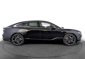 Новый Voyah Passion 2026 (4 фото)