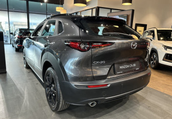 Новый Mazda CX-30 2025 (6 фото)