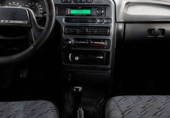 Подержанный автомобиль LADA (ВАЗ) 2114 2006 года (12 фото)