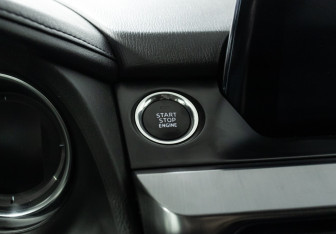 Подержанный автомобиль Mazda 6 Sedan 2016 года (16 фото)