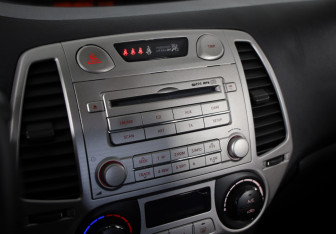 Подержанный автомобиль Hyundai i20 2010 года (13 фото)